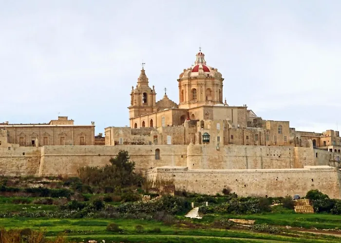 Tranquil 1 Bedroom In The Heart Of Apartament *