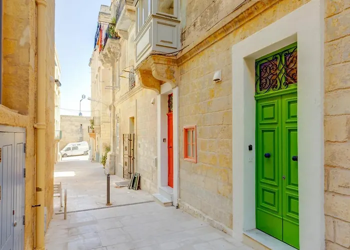 Tranquil 1 Bedroom In The Heart Of Apartament *