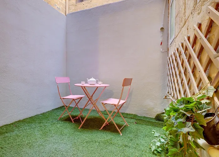 Lägenhet Tranquil 1 Bedroom In The Heart Of Valletta